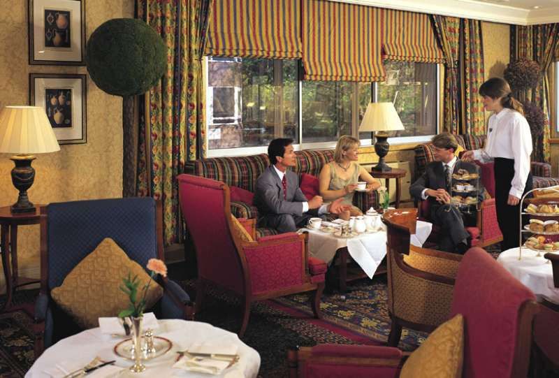Kensington Gardens Hotel 2*