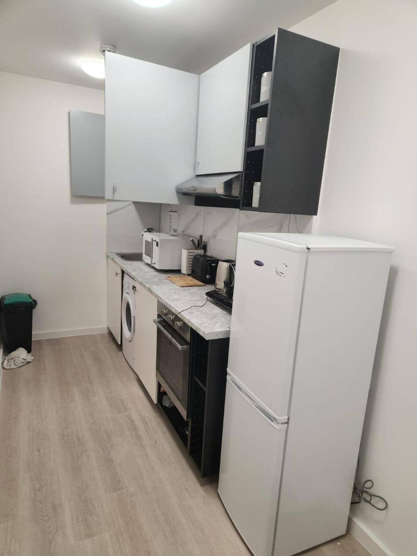 Apartment Sleeps 4 Cosy In Golder Greens Nw11
