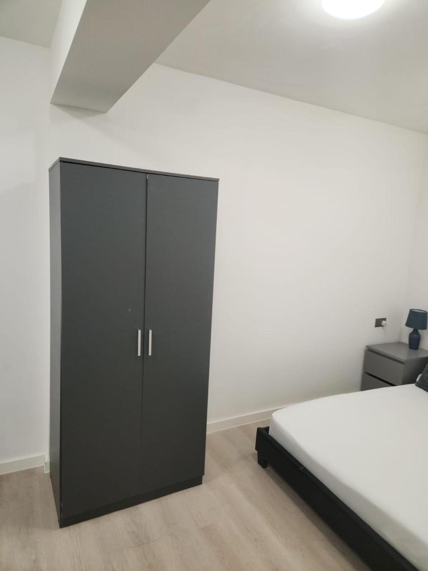 Sleeps 4 Cosy In Golder Greens Nw11 Apartment