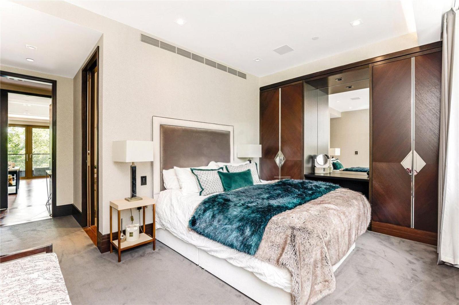 5 Million Pound Luxury Penthouse Tower Bridge Sleeps 8 Private Jacuzzi * London
