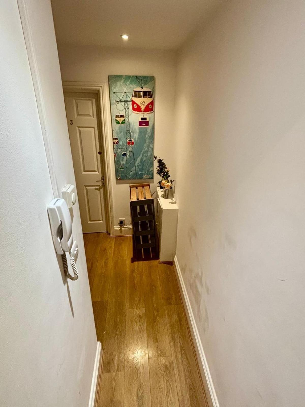 Appartement Sleep 12 In Brixton - 15 Mins From Station Bt4 Londen