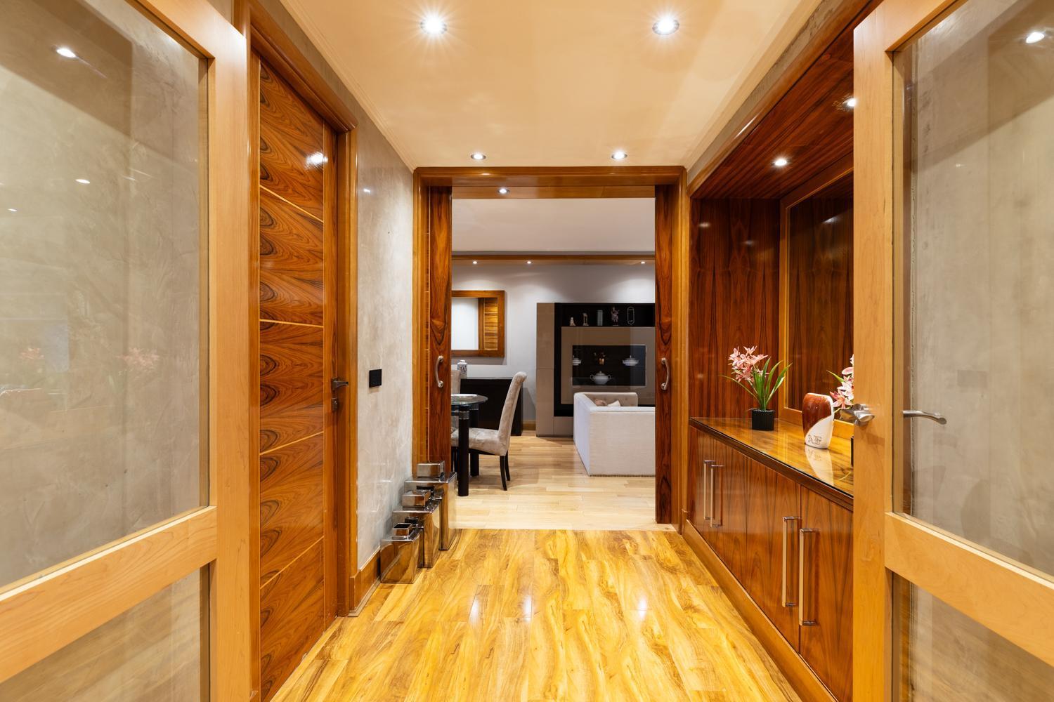Mayfair Deluxe Apartment *