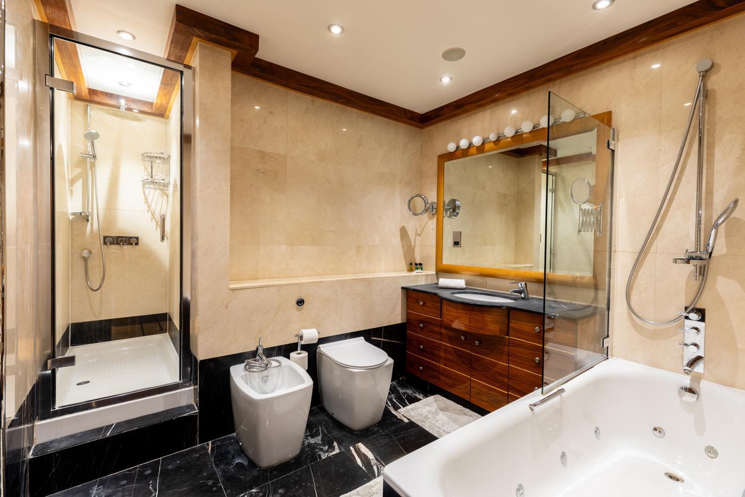 Apartment Mayfair Deluxe