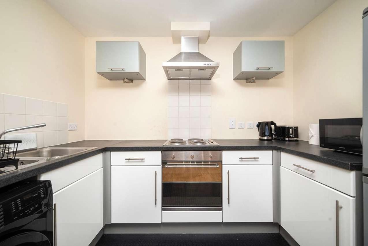 Charming Flat Close To Stadium * London