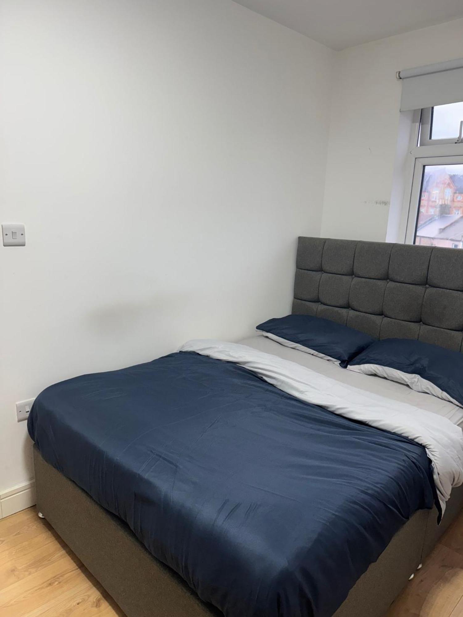Luxury Ultra Super High Quality Full Flat In Central Near Station London