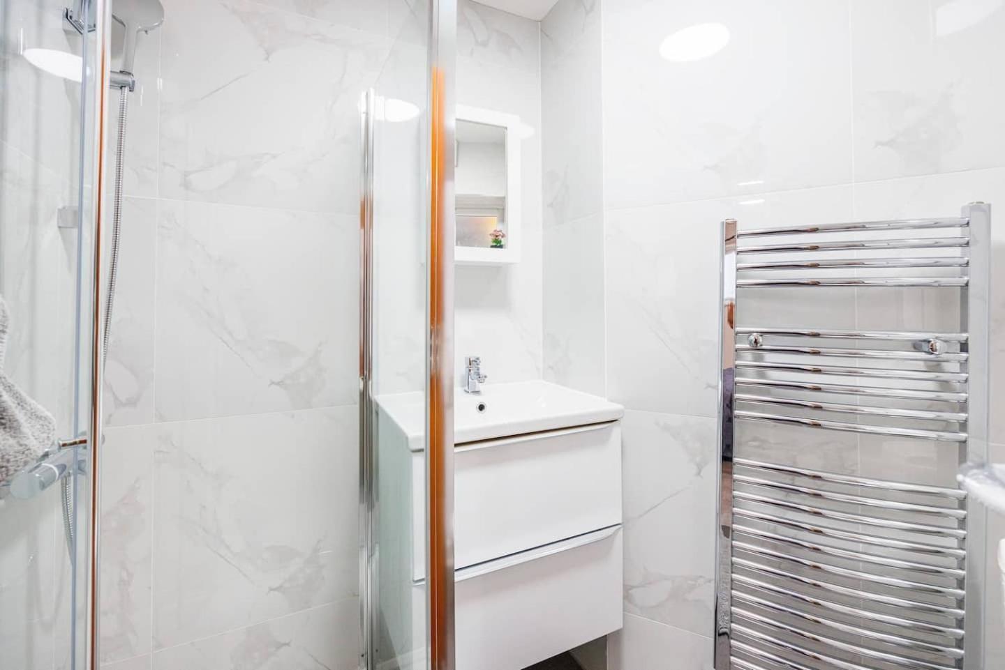 Appartement 3 Bed 3 Bathroom Flat In Kensington A