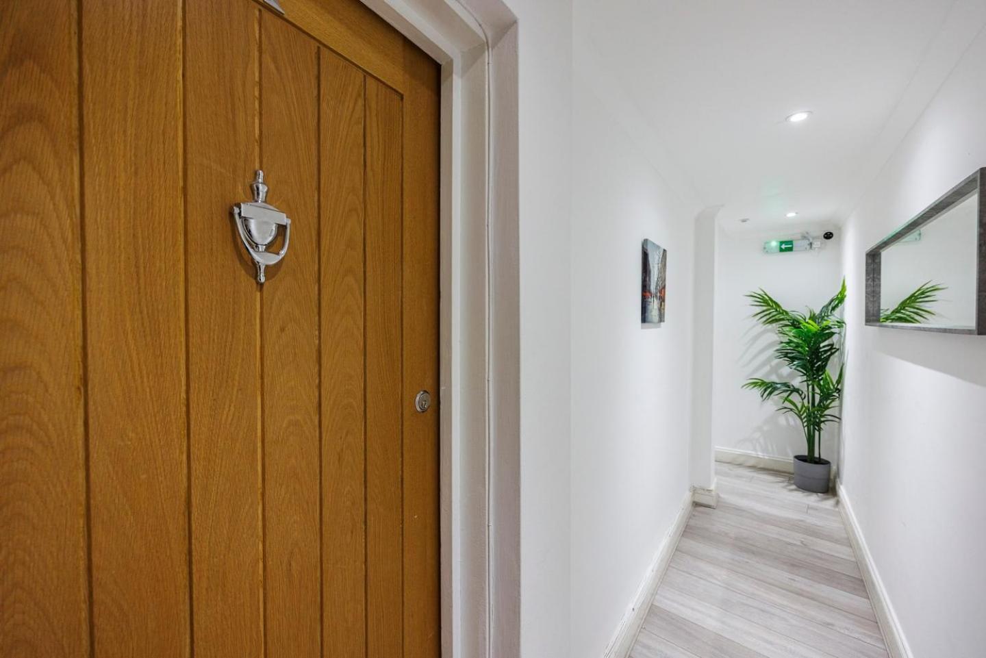 3 Bed 3 Bathroom Flat In Kensington A Londen