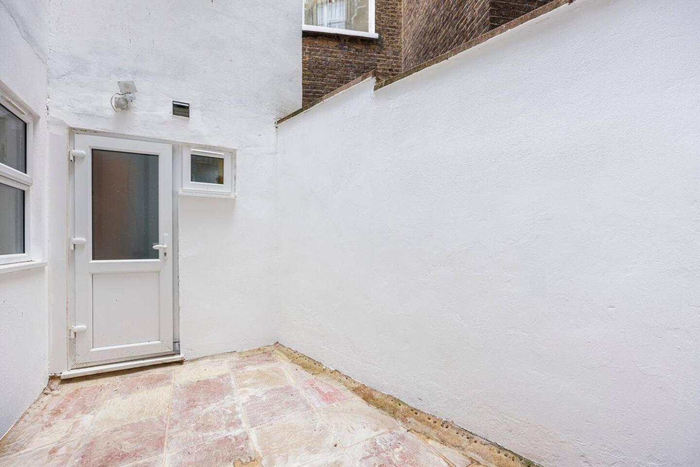 Appartement 3 Bed 3 Bathroom Flat In Kensington A *
