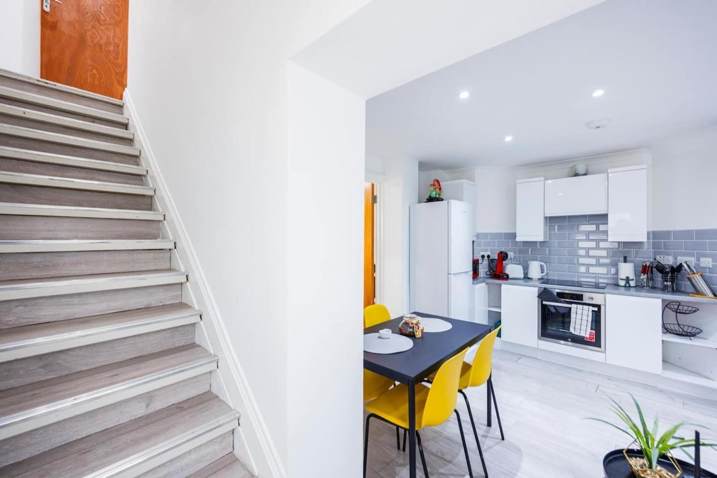 3 Bed 3 Bathroom Flat In Kensington A Appartement *