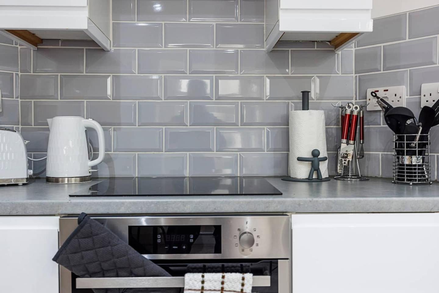 3 Bed 3 Bathroom Flat In Kensington A Appartement