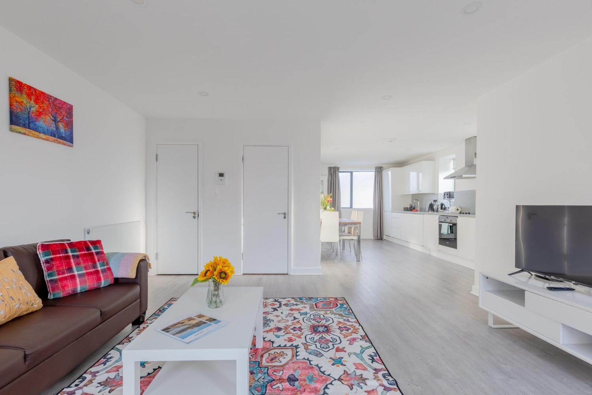Apartment Spacious 3bd Flat Near Airport London