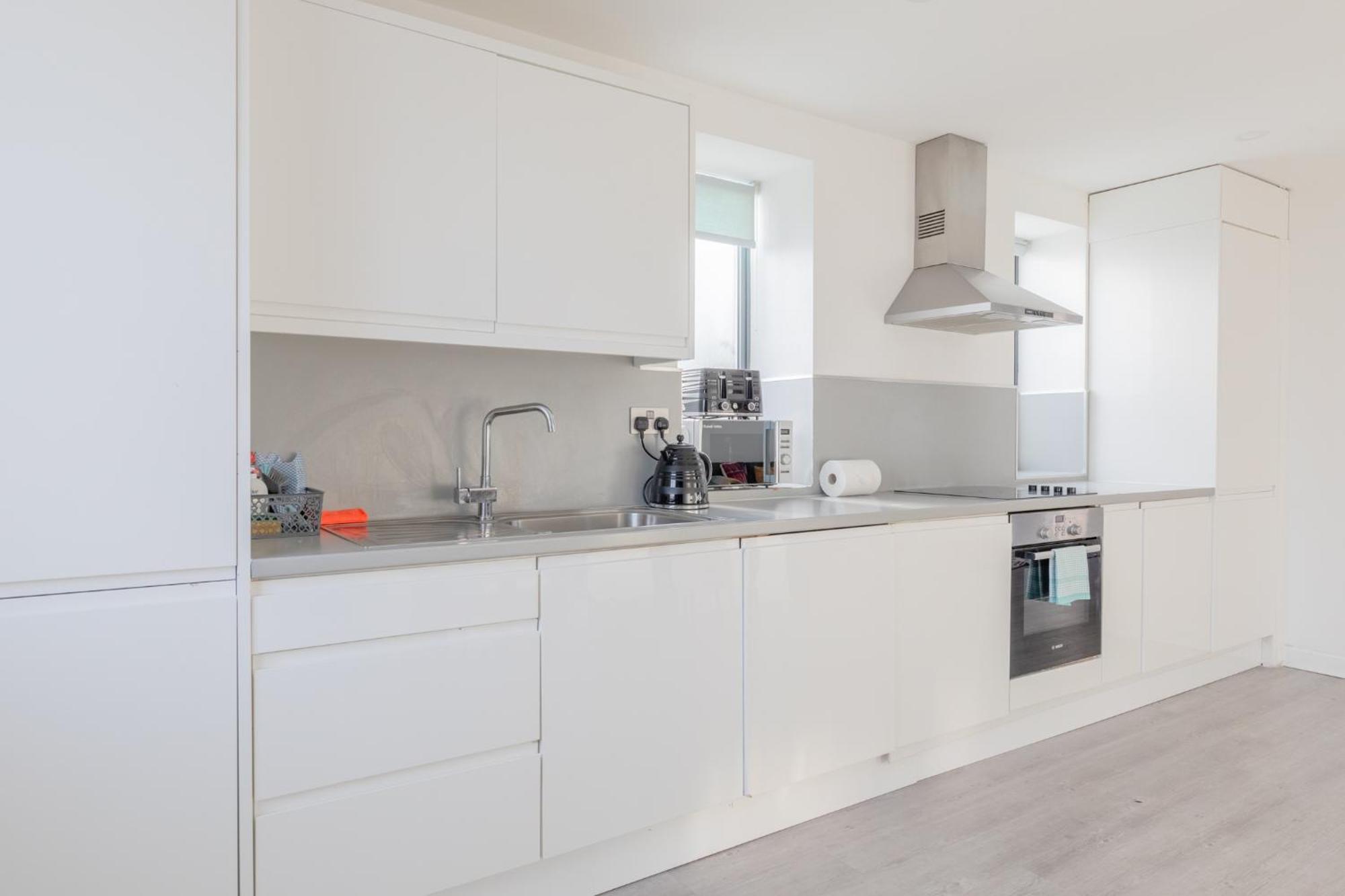 Spacious 3bd Flat Near Airport