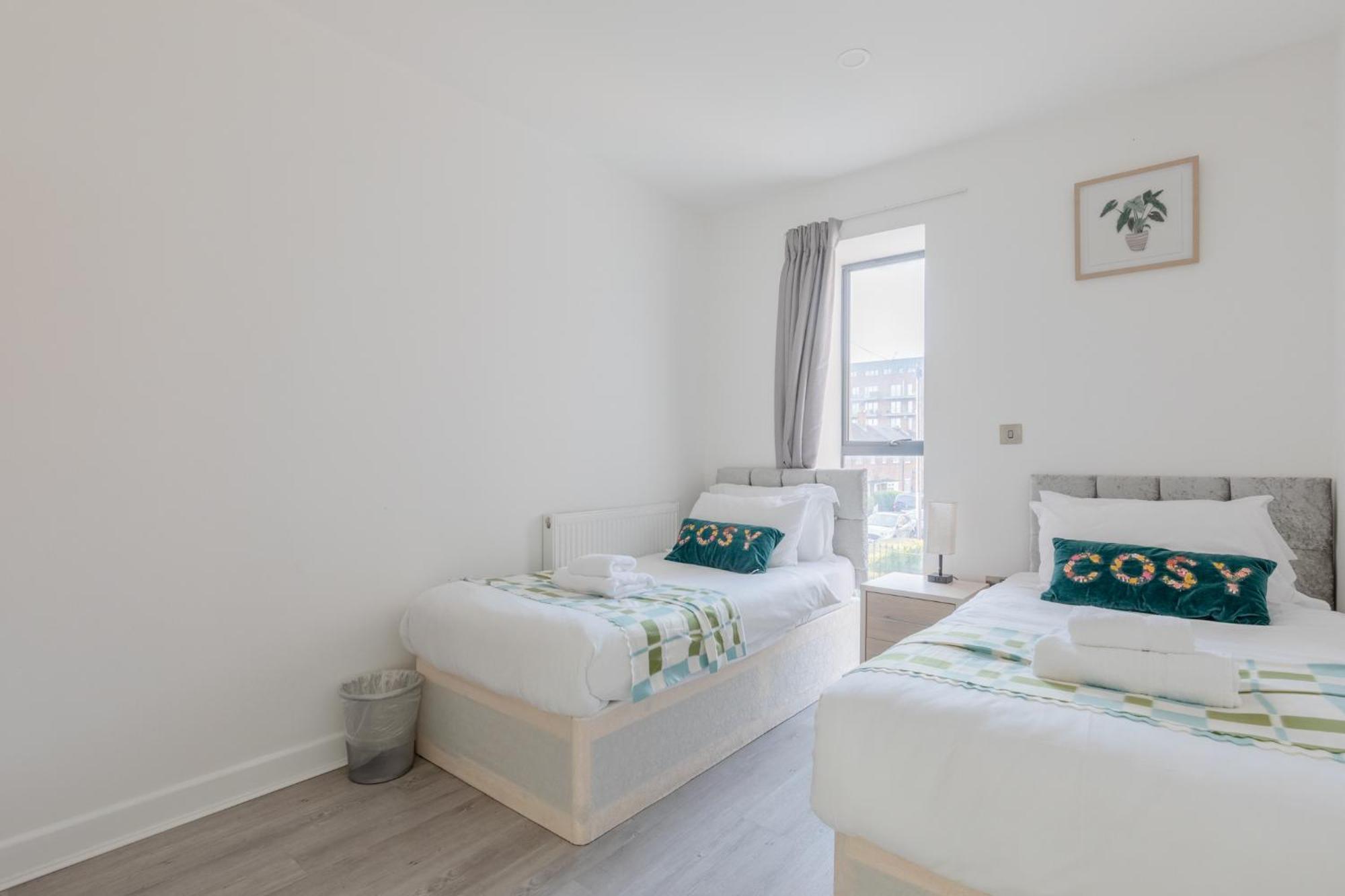 Apartment Spacious 3bd Flat Near Airport