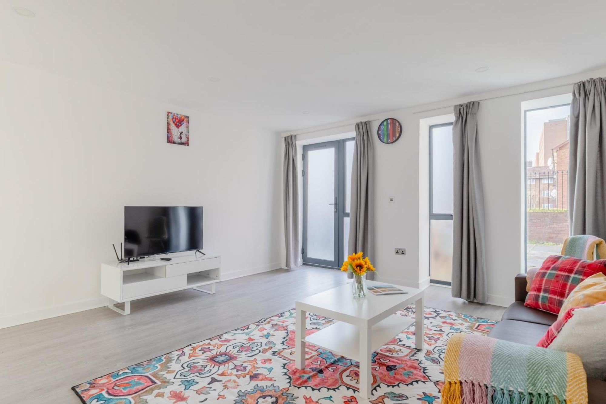 Apartment Spacious 3bd Flat Near Airport London