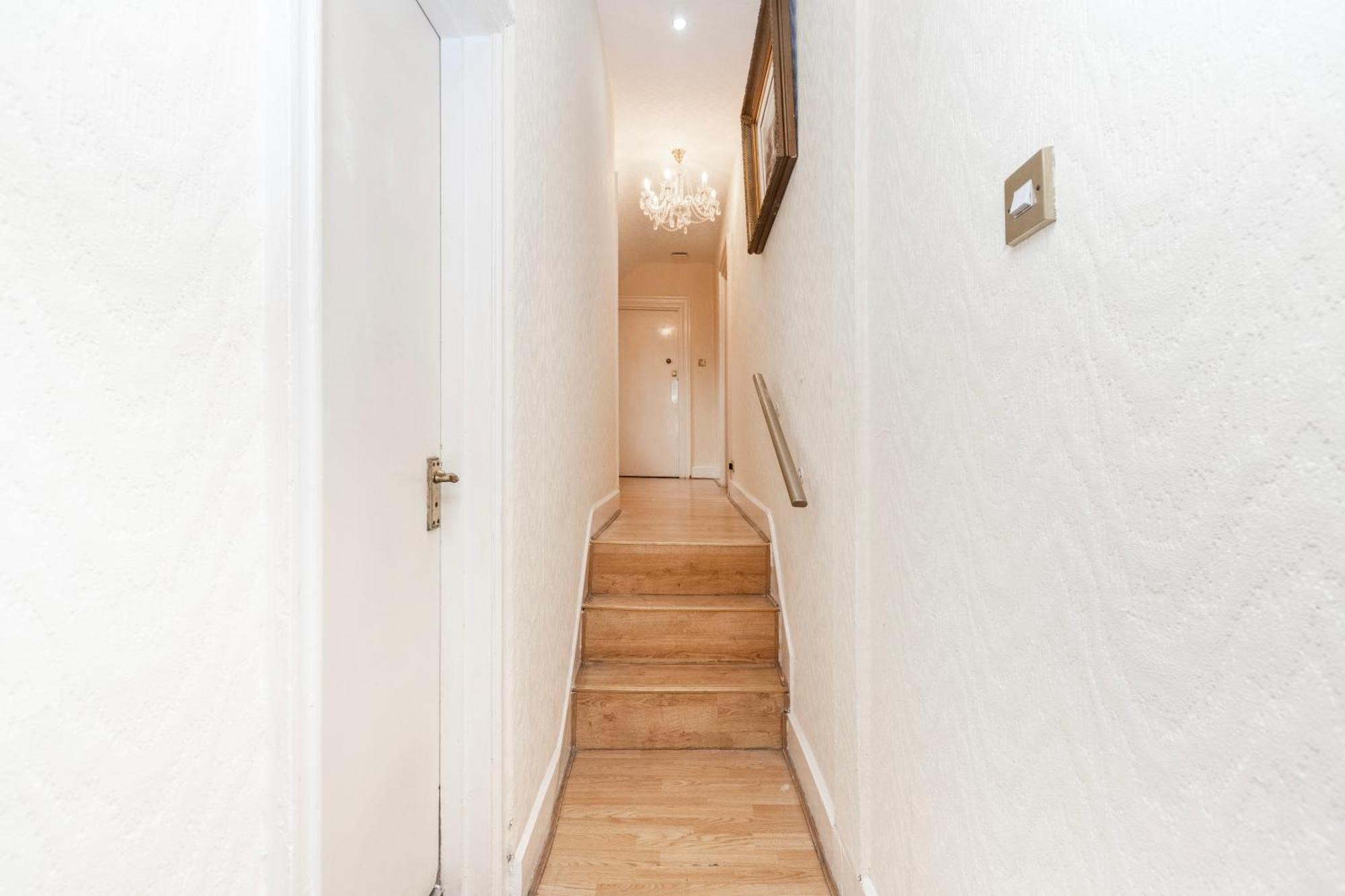 Hyde Park & 3* London