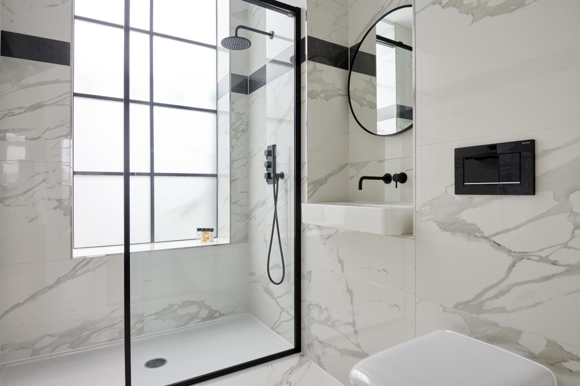 Aparthotel Sonder Back Hill 4*