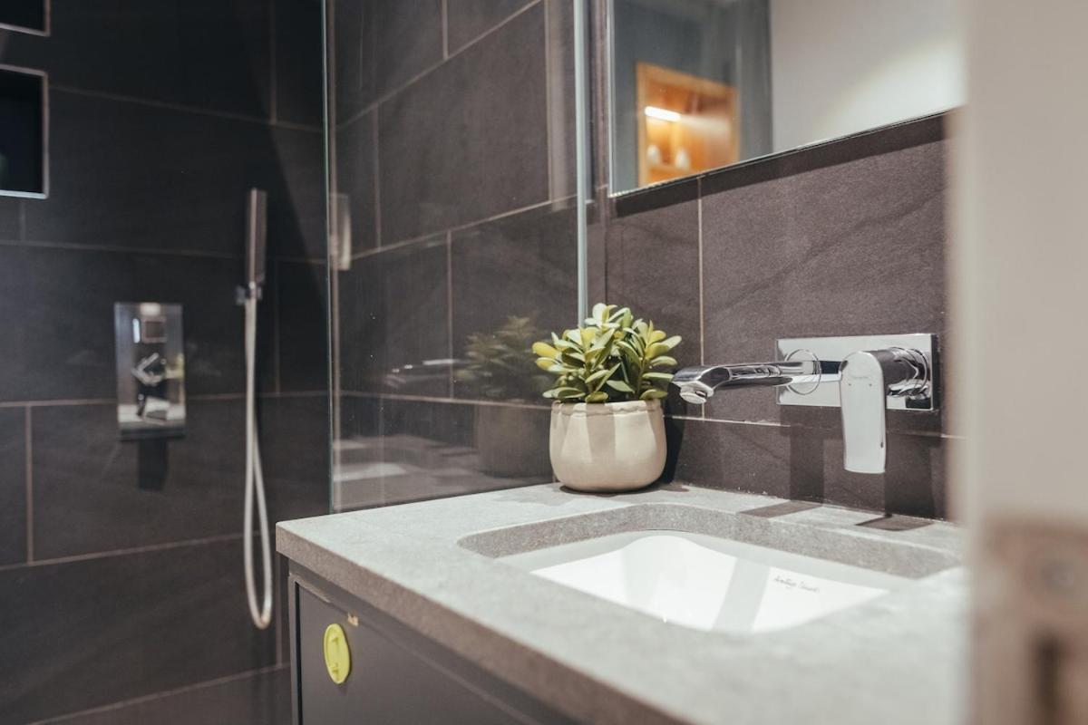 Stunning Soho Flat Ldn Appartement Londen