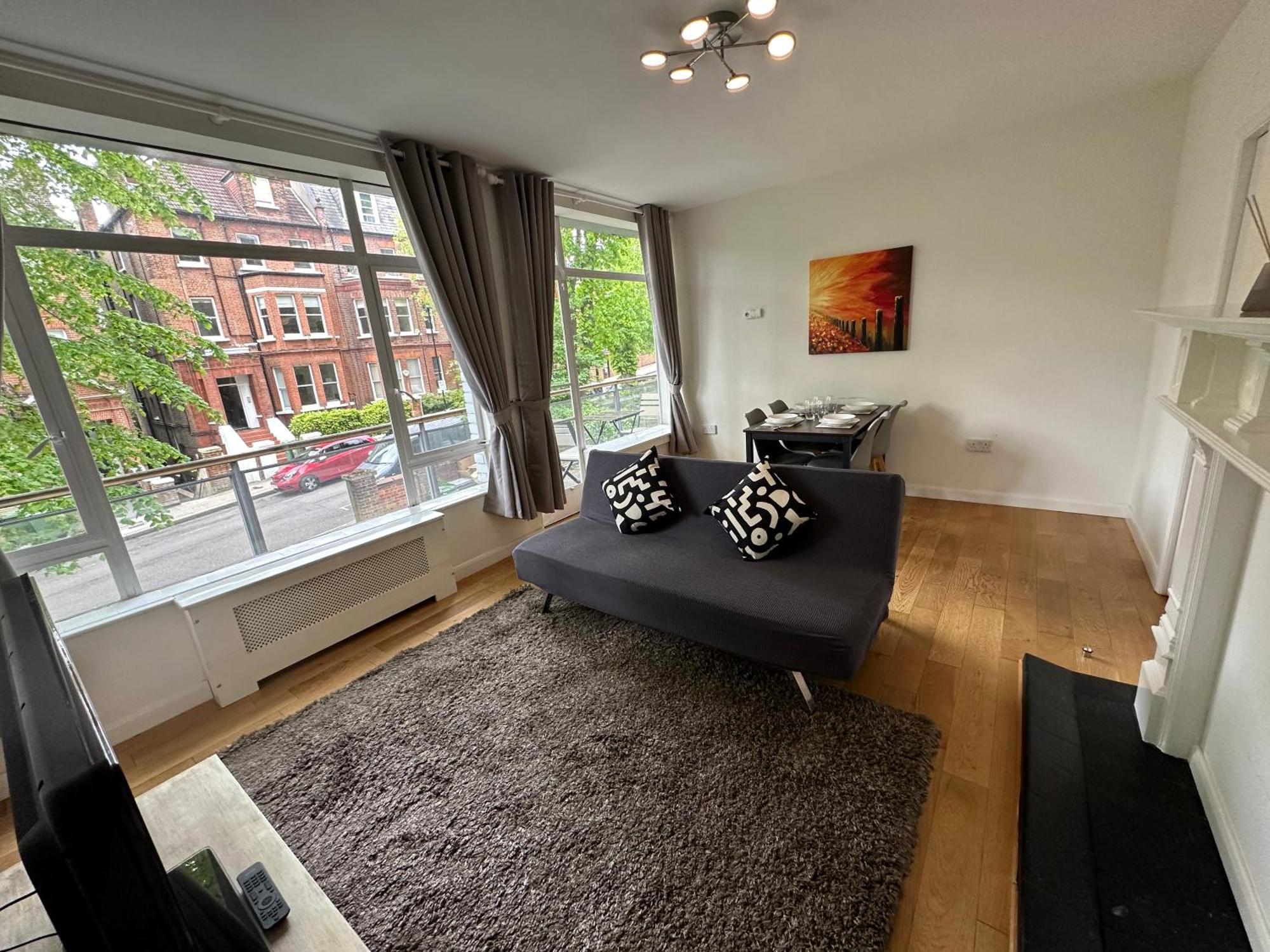 Apartment Quiet Residential Area Modern And Cozy Two Bed In Hampstead