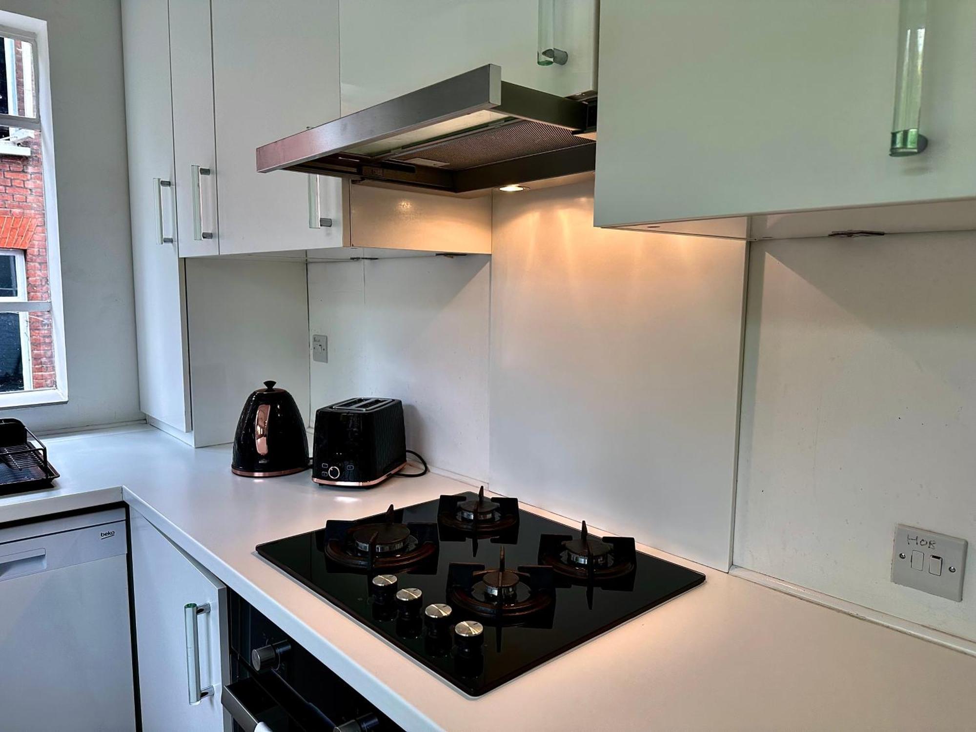 Quiet Residential Area Modern And Cozy Two Bed In Hampstead * London