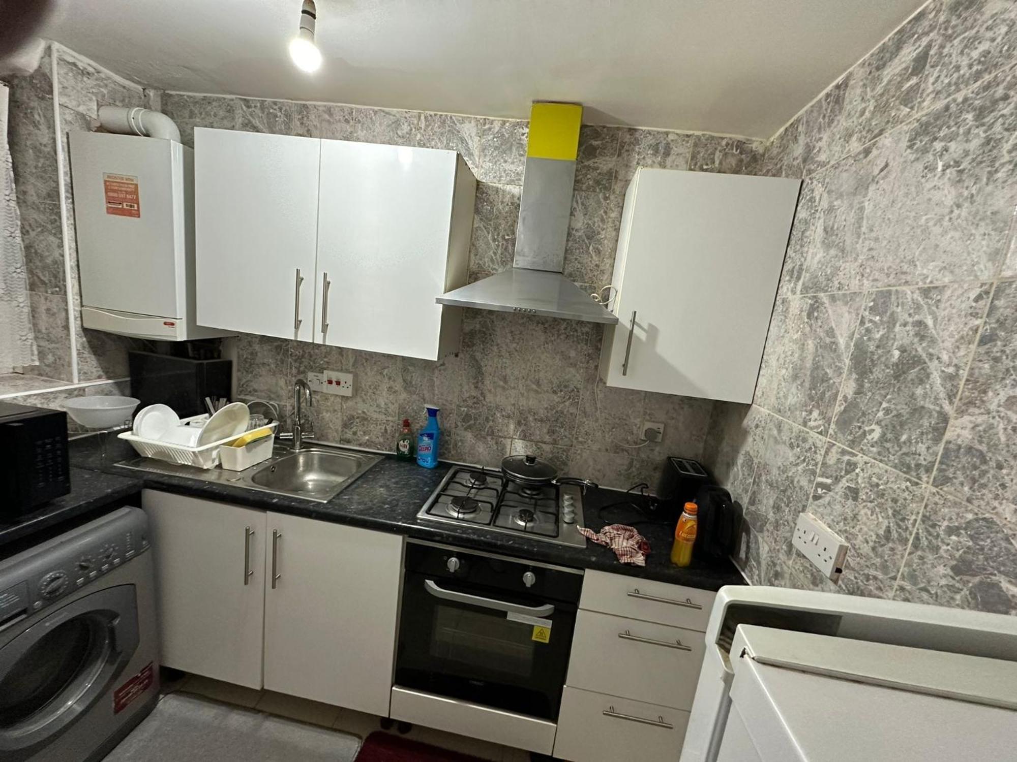 In Tower Bridge Minutes Walk From Bethnal Green, Free Wifi Appartement