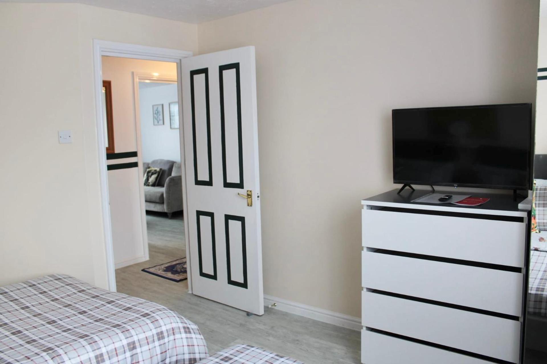 Juniper - 2 Bedrooms Apartment