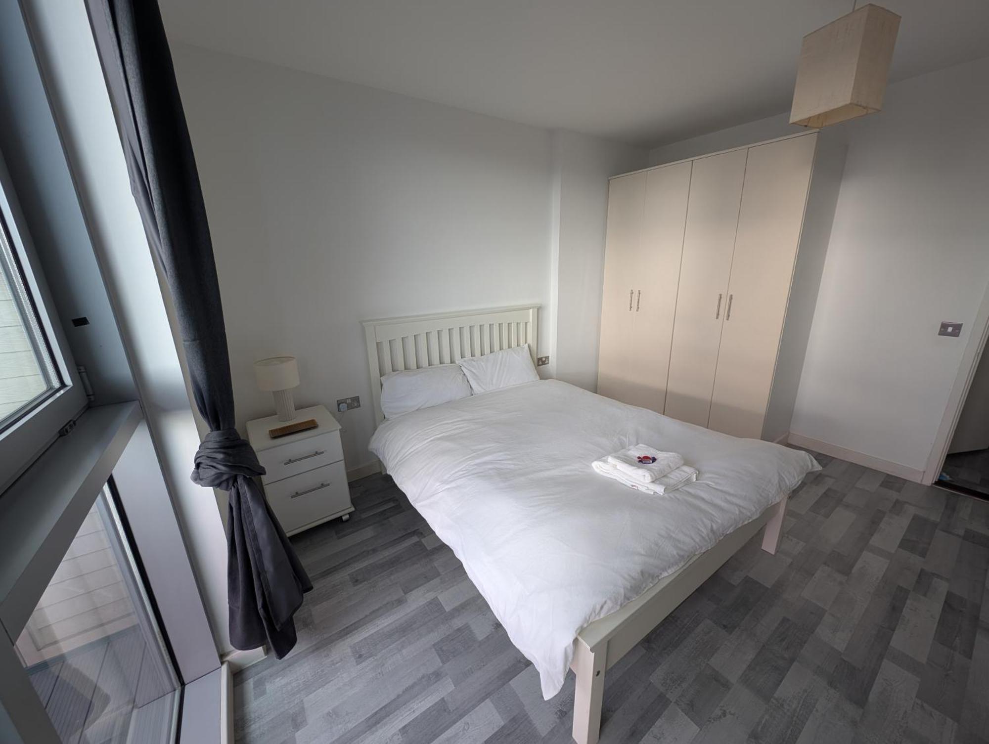 Giogio - Comfortable Stratford Flat With Stunning Views * London