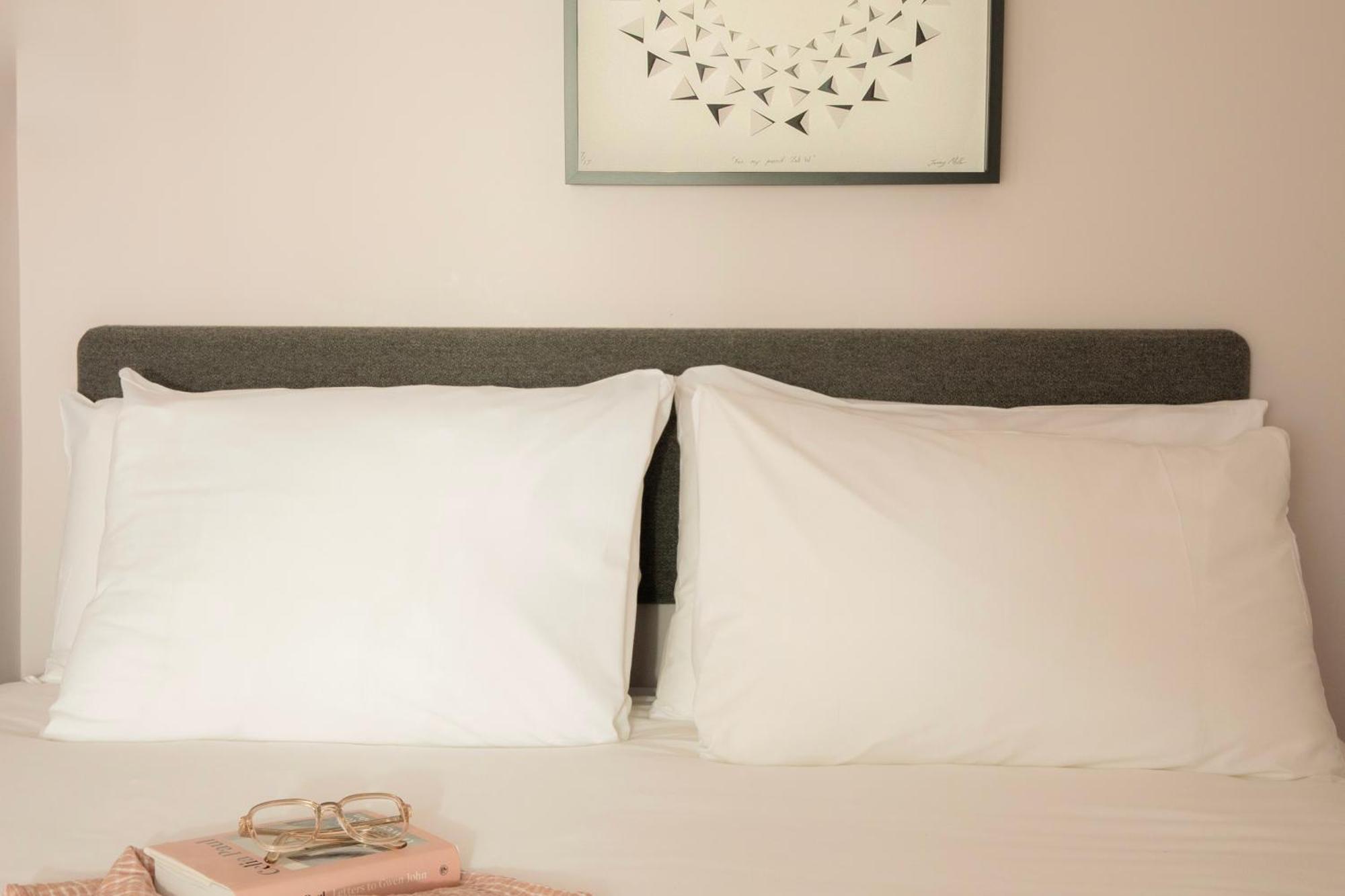Bob W Holland Park 3* London