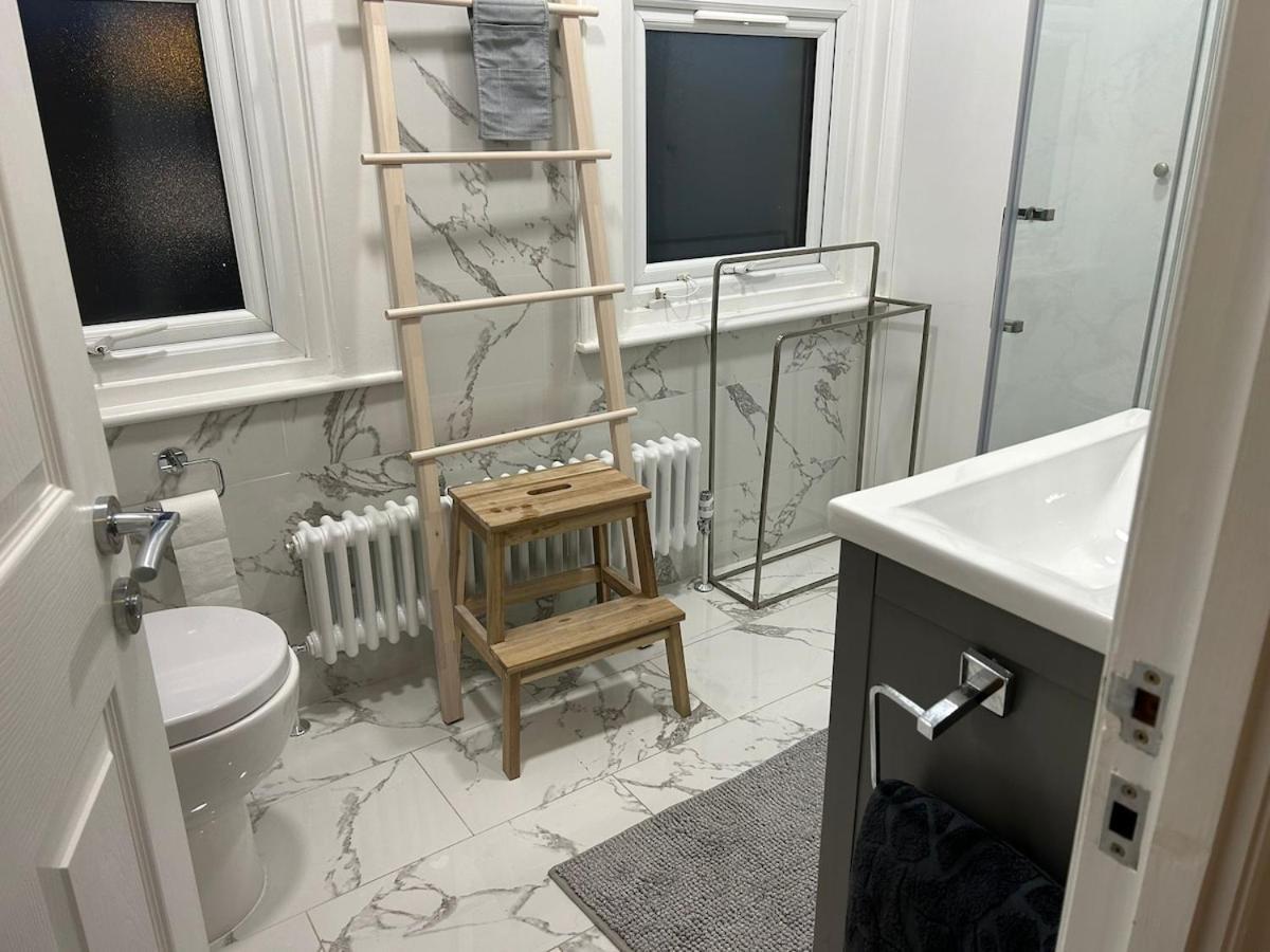 Appartement Forest Hill 1-bed 2 Mins Station *