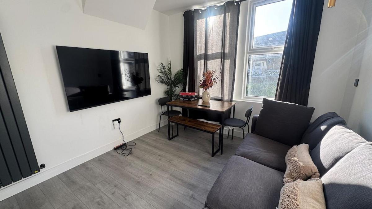 Cosy 2 Bedroom * Londres