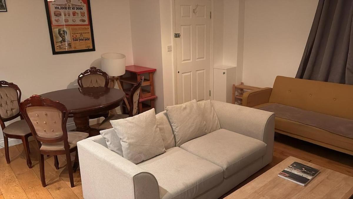 Cosy Flat In Stoke Newington *