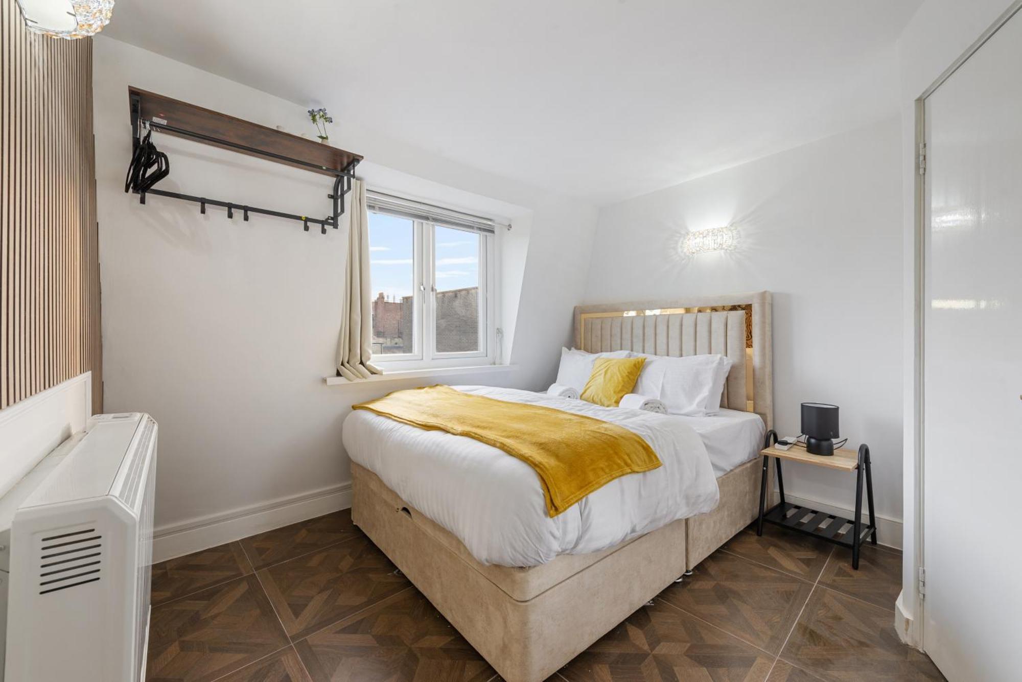 Stylish 2 Bedroom In The Heart Of Soho Gs5 * Londen