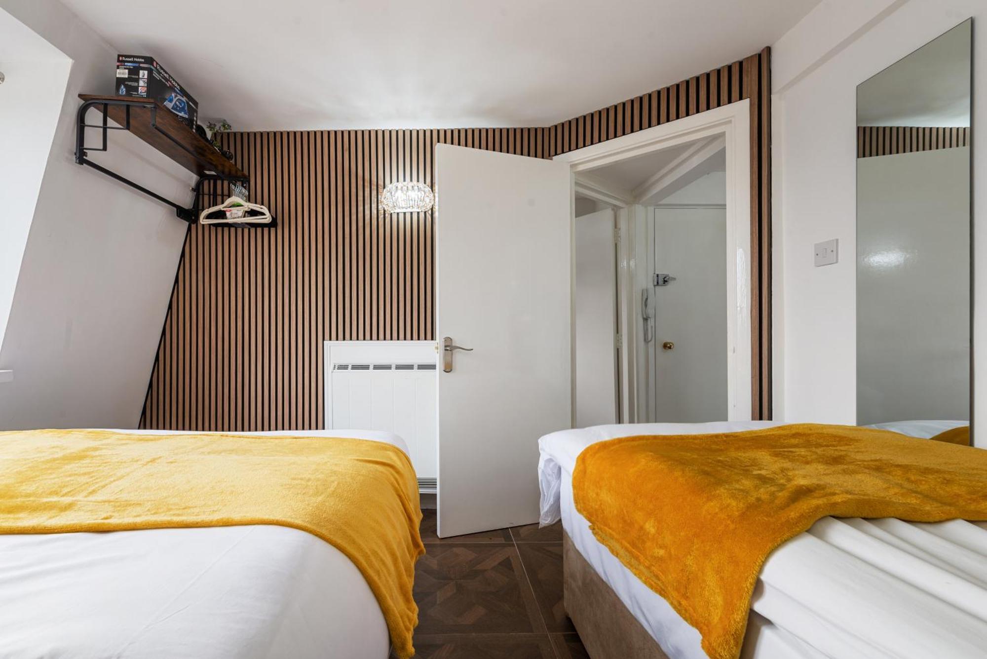 Stylish 2 Bedroom In The Heart Of Soho Gs5 * Londen