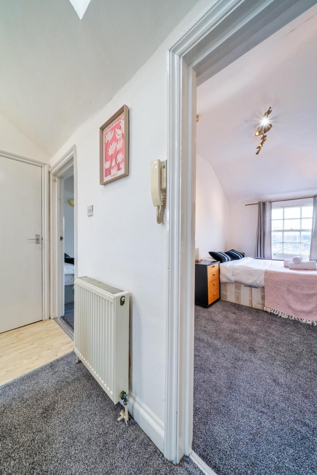 Cosy 2br Flat In Camden Town * London