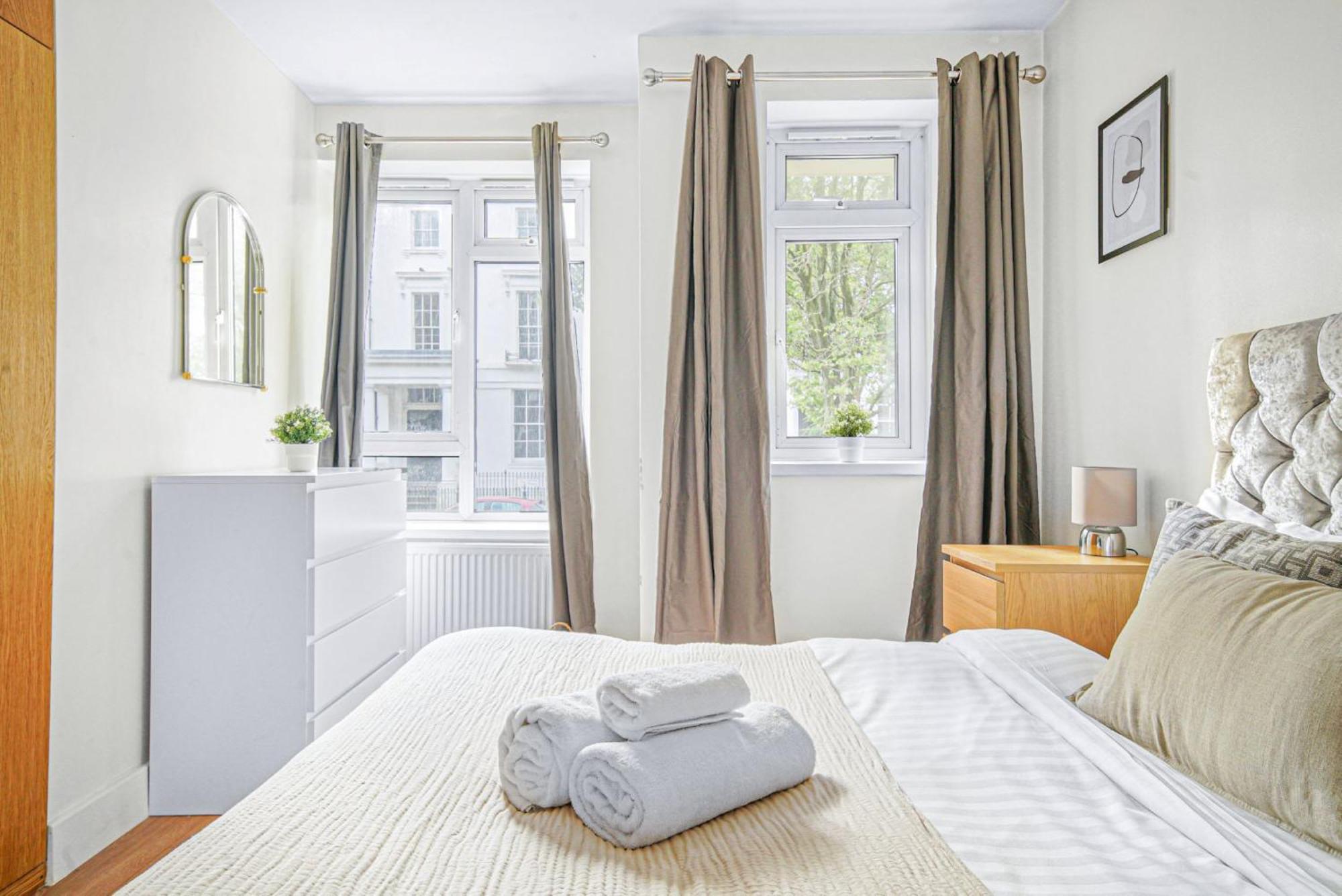 Bnbnova - Paddington - 3br With Balcony Apartment London