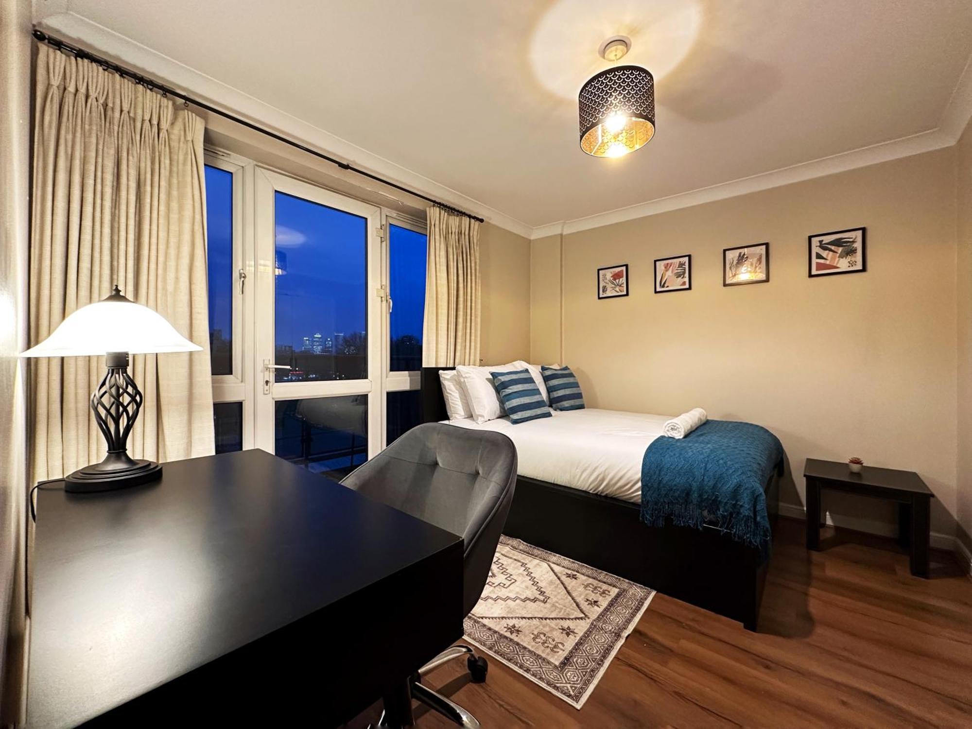 Apartment Mia Place In Tower Hill, 2 Double Beds, Max 4 People, Free Parking Available Upon Request, Great Location *