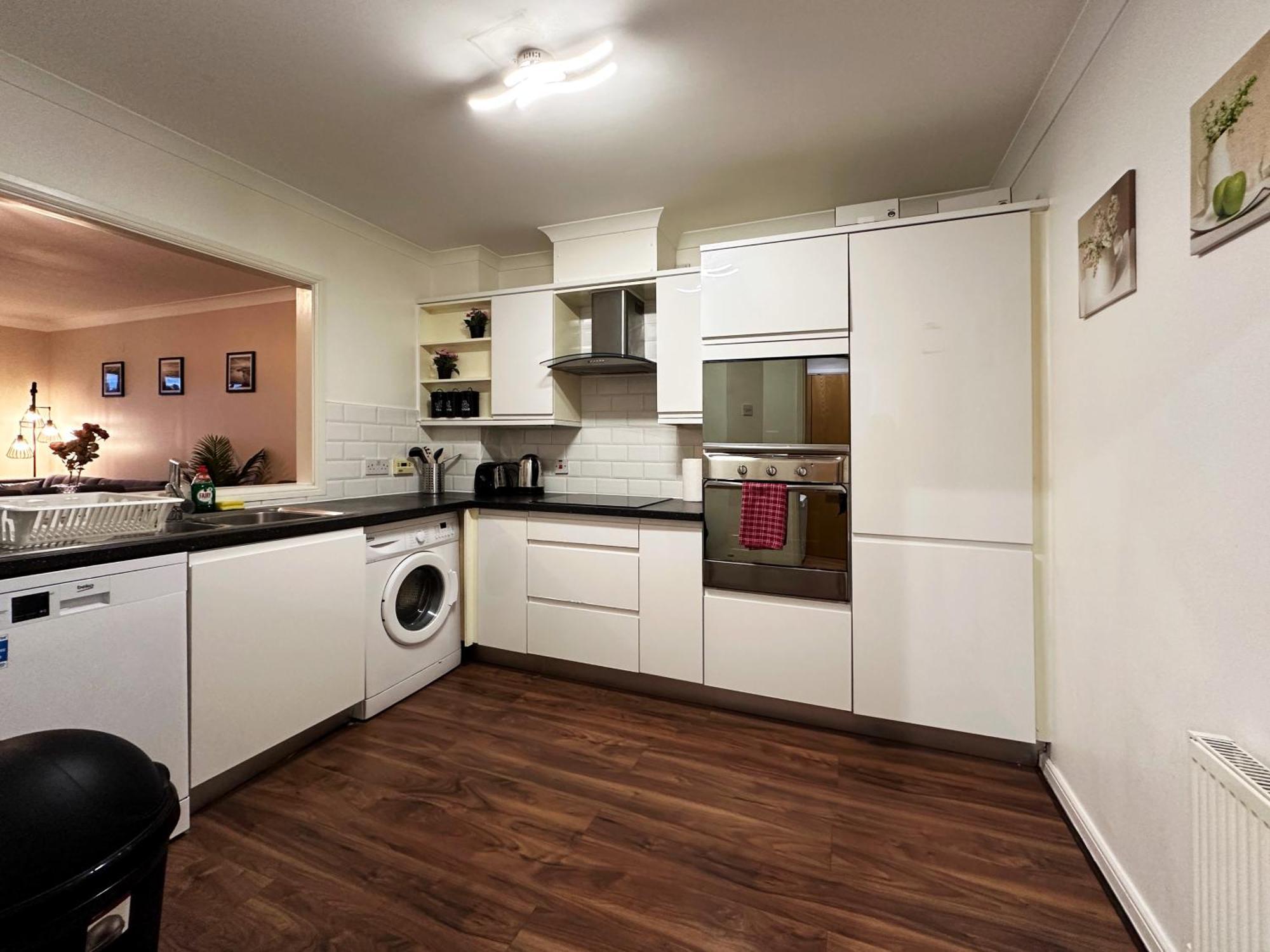 Apartment Mia Place In Tower Hill, 2 Double Beds, Max 4 People, Free Parking Available Upon Request, Great Location London