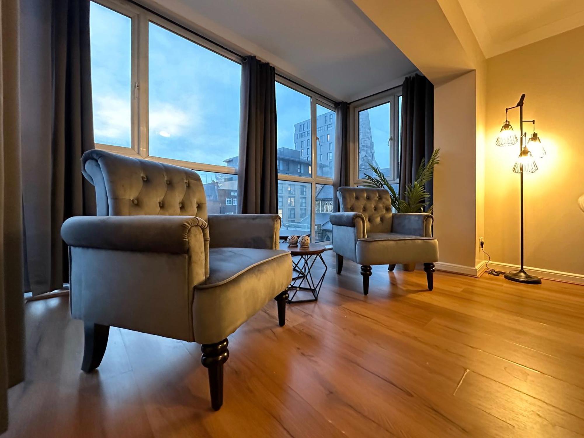 Mia Place In Tower Hill, 2 Double Beds, Max 4 People, Free Parking Available Upon Request, Great Location London