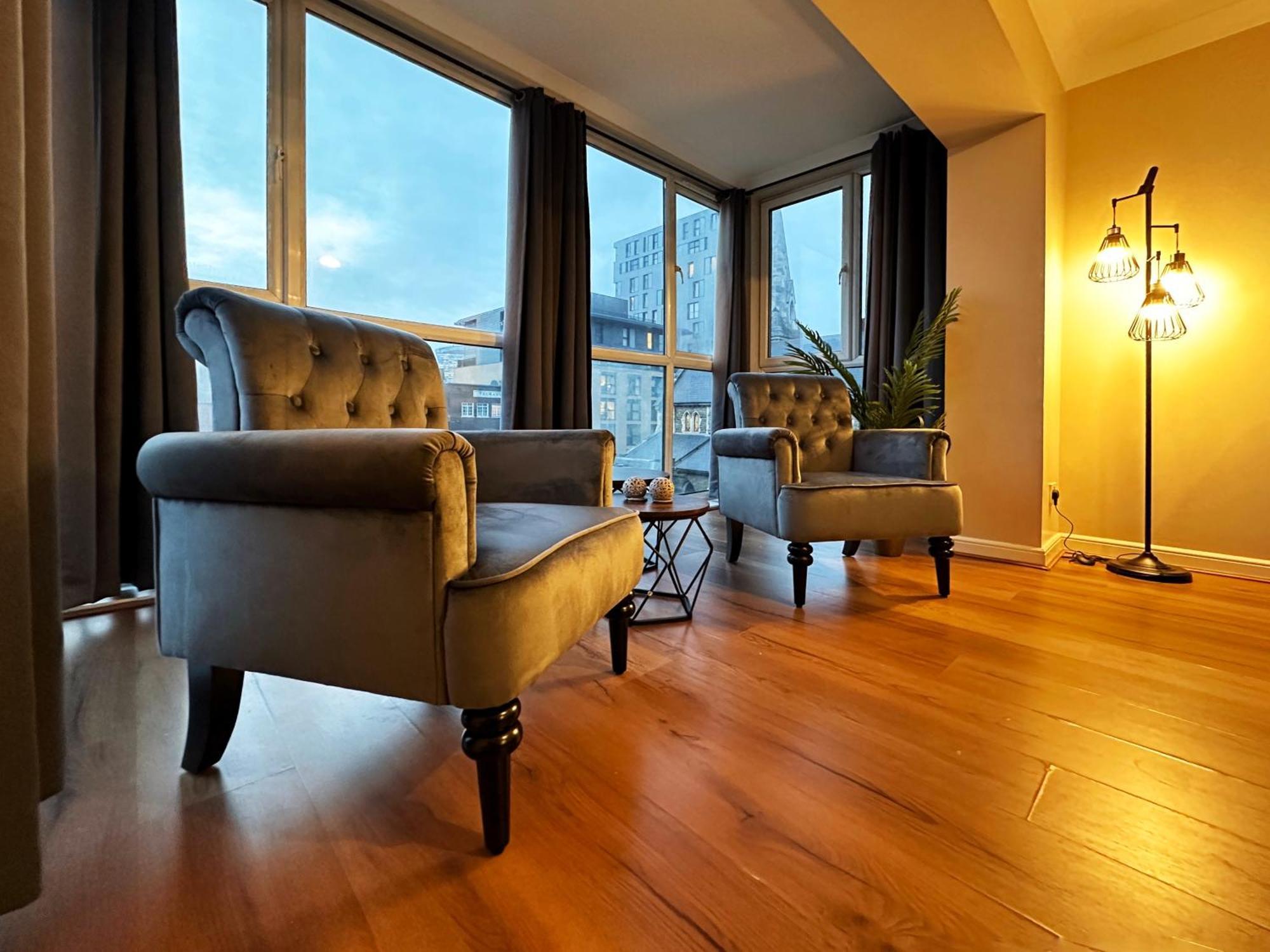 Mia Place In Tower Hill, 2 Double Beds, Max 4 People, Free Parking Available Upon Request, Great Location * London