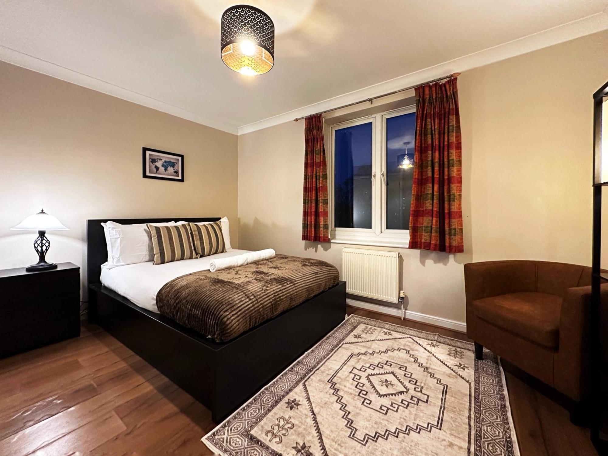 Mia Place In Tower Hill, 2 Double Beds, Max 4 People, Free Parking Available Upon Request, Great Location Apartment London