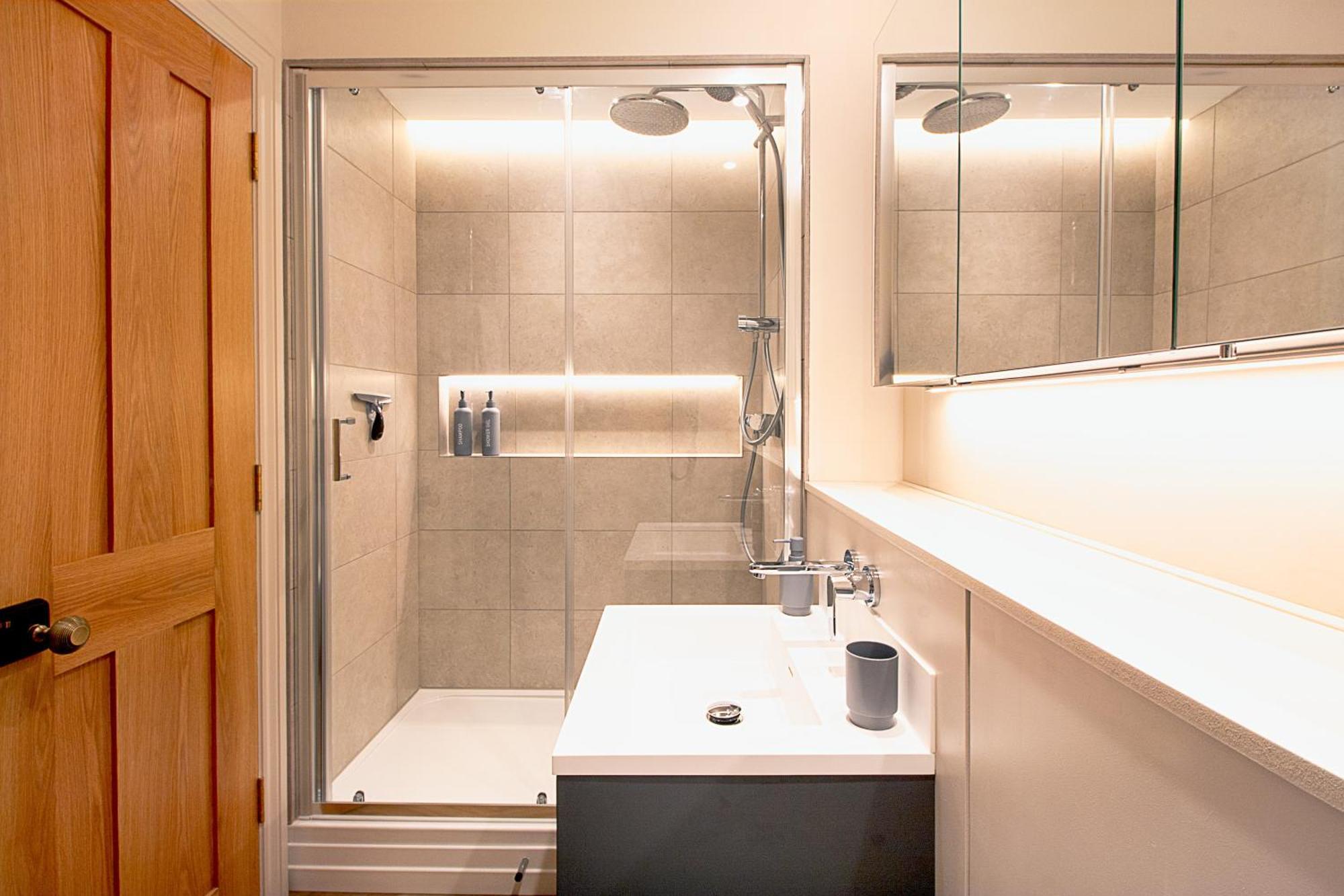 Lovely And Newly Refurbished 2bd Maze Hill *