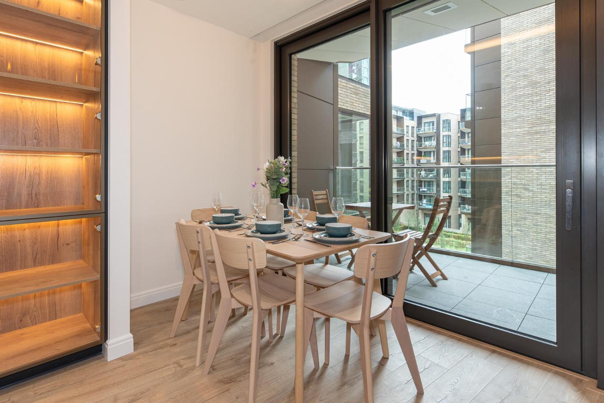 Appartement Lavish 2 Bedroom Flat With Private Balcony In Clerkenwell, Barbican Londen