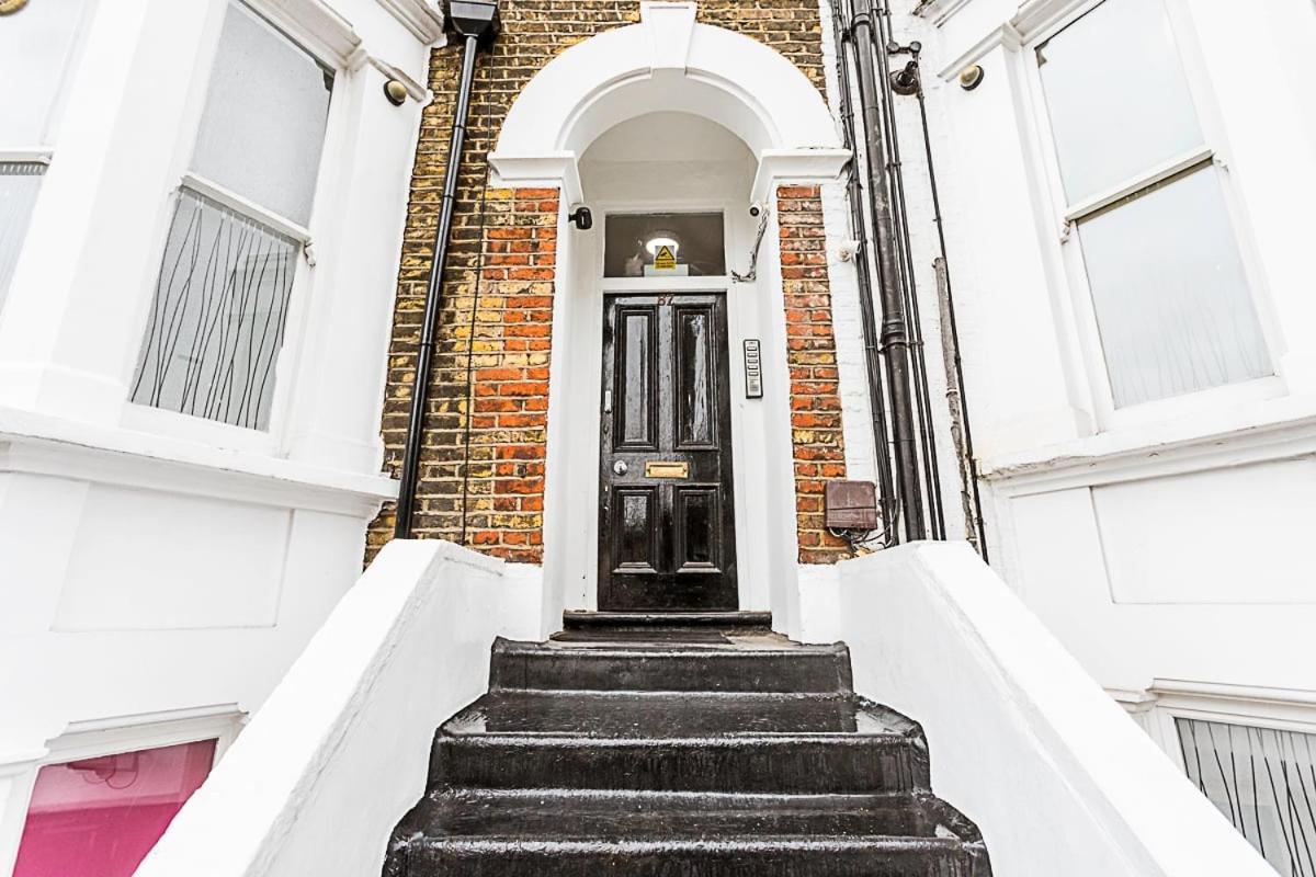 Apartment Refurbished Stjohns Hill