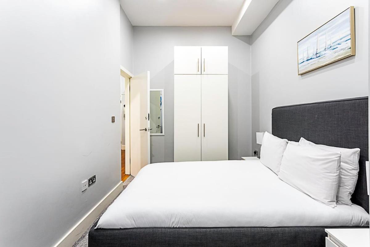 Refurbished Stjohns Hill Apartment *