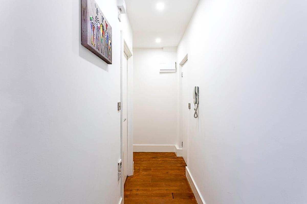 Apartment St Johns Hill Penthouse *