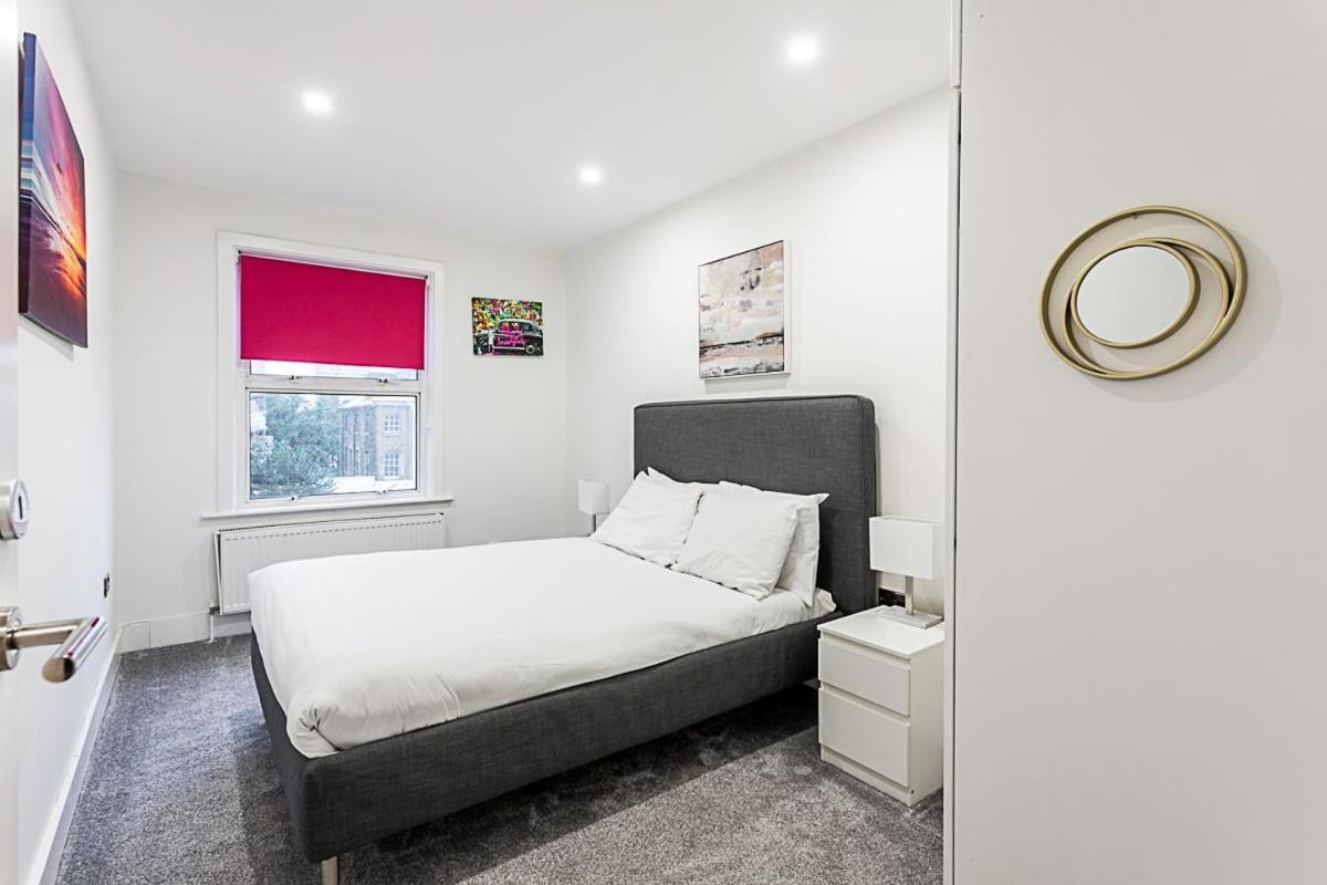 Apartment St Johns Hill Penthouse London
