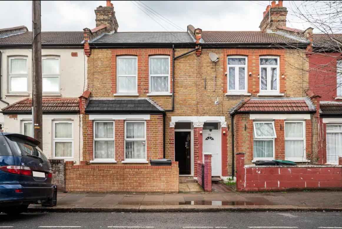 Aparthotel Hatton Homes - Thackeray Avenue London