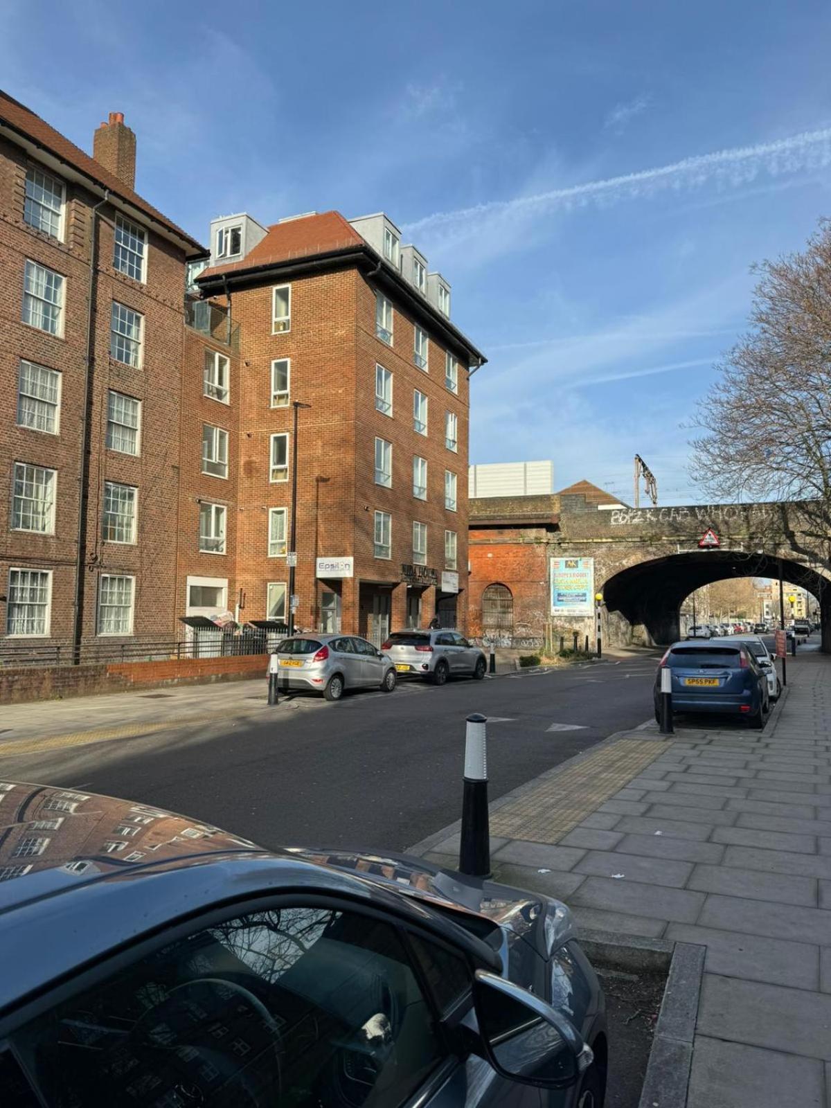 Frühstückspension View Sunset Luxurious In Zone-1 Including One Family Twin With Its Own Stunning Private Terrace London