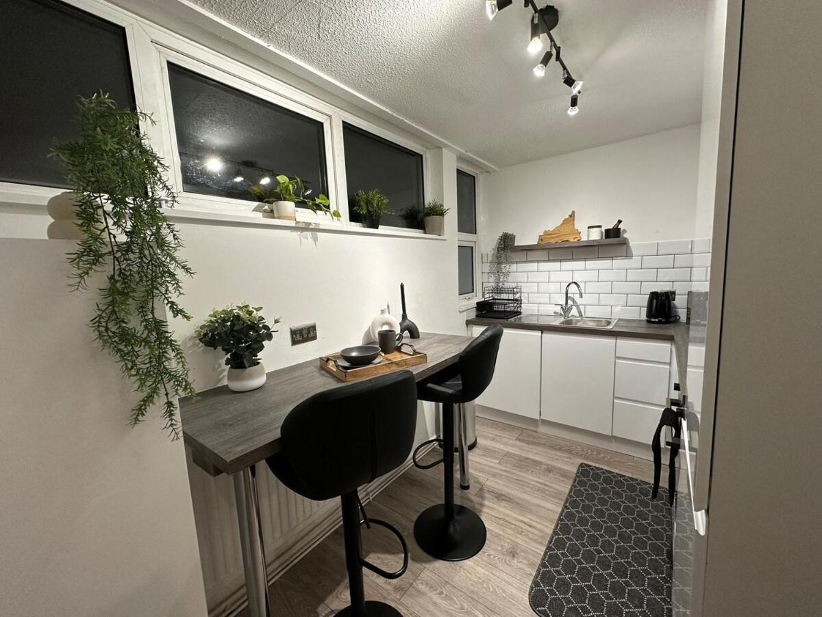 Spacious And Modern Flat In Archway Apartment