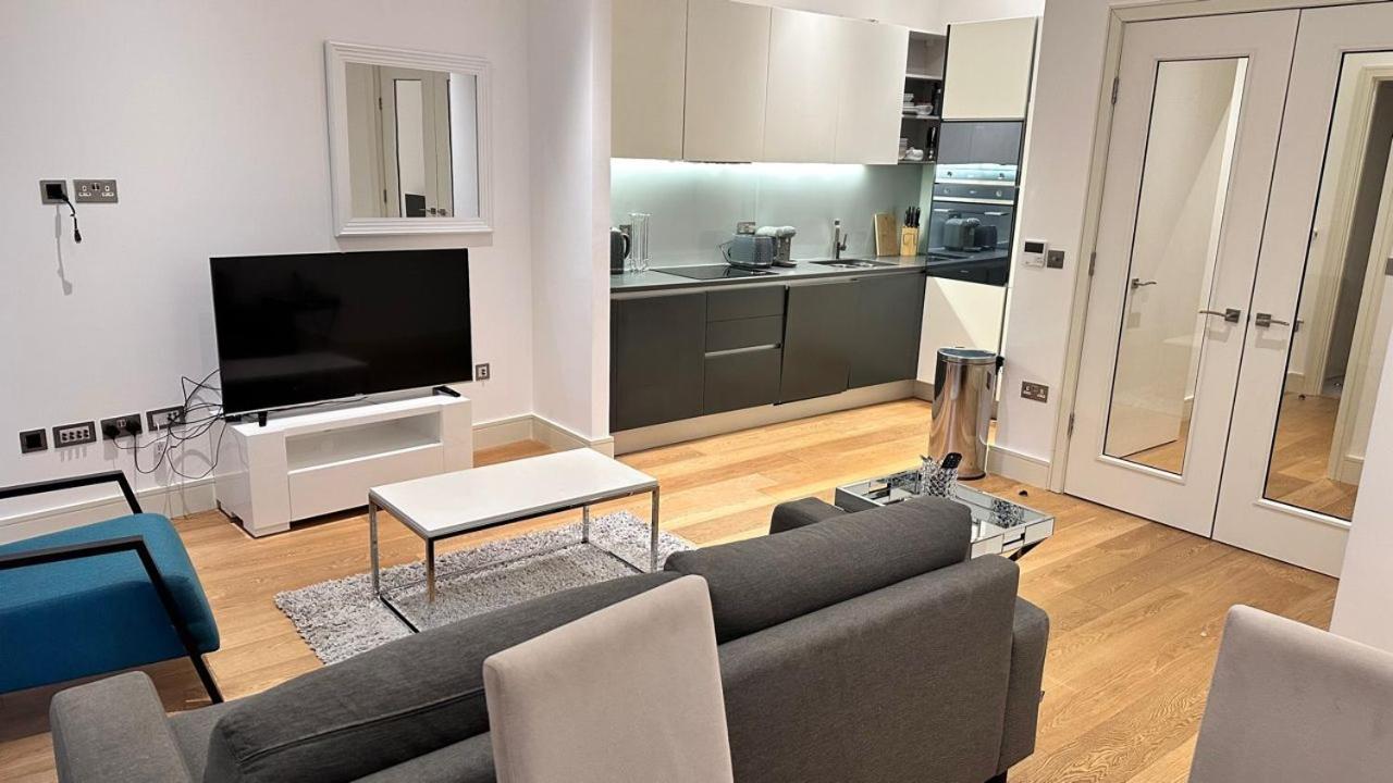 Bank - Of Apartment London