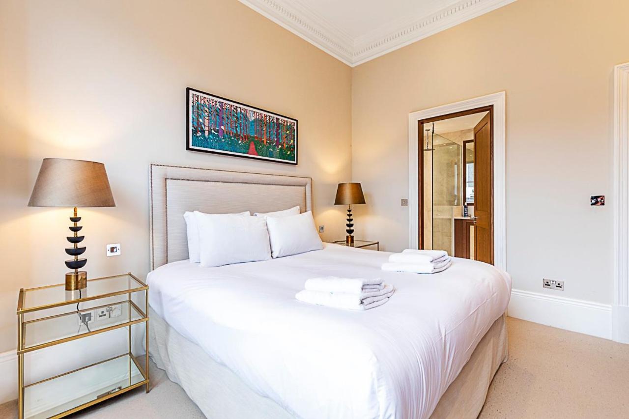 Elegant South Kensington Retreat